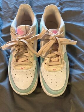 Nike Kids White Sneakers with Mint and Pale Pink Accents